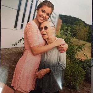 Meet your Posher, Annie